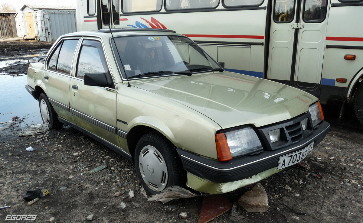 Архангельская область, № А 703 ВТ 29 — Opel Ascona (C) '81-88