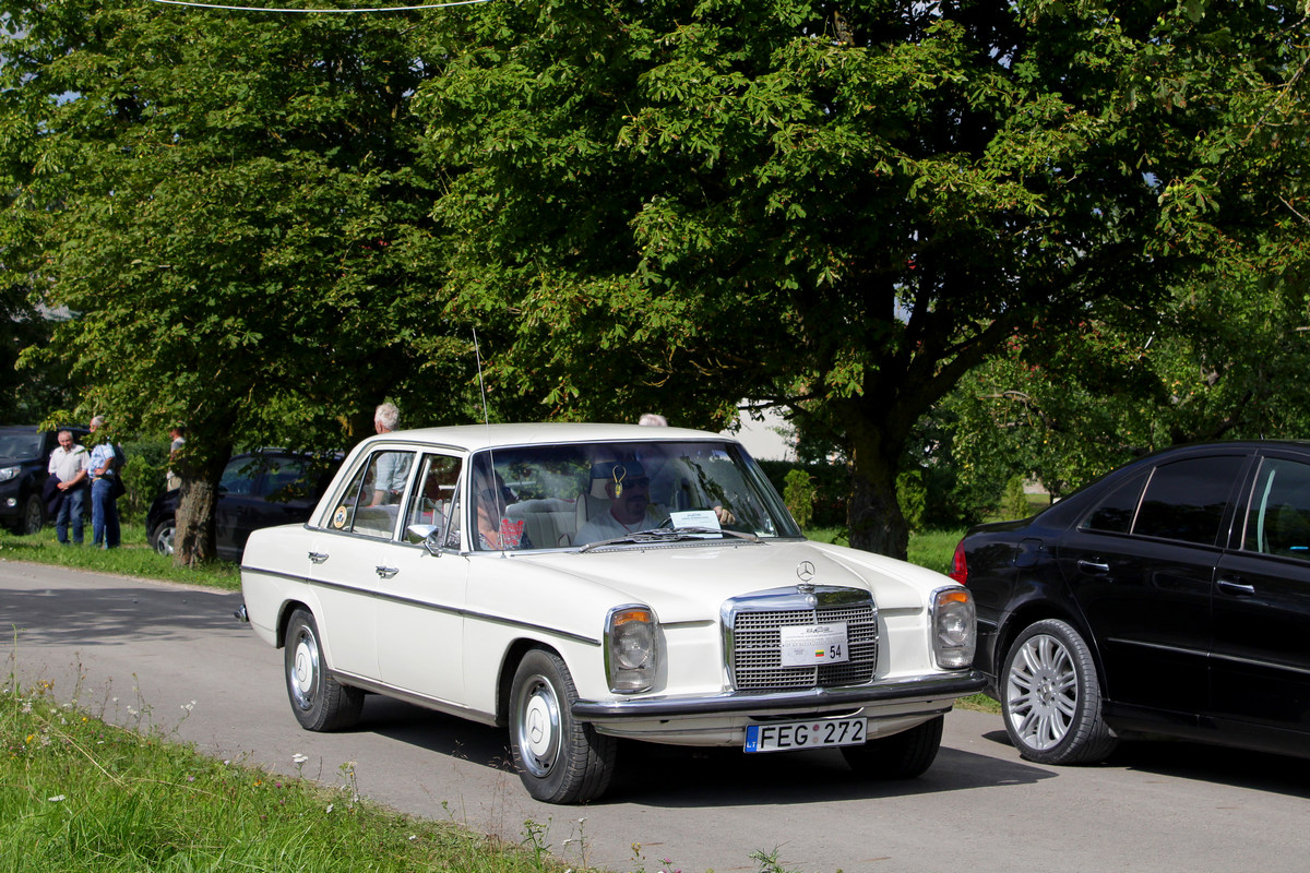 Литва, № FEG 272 — Mercedes-Benz (W114/W115) '72-76; Литва — Nesenstanti klasika 2020