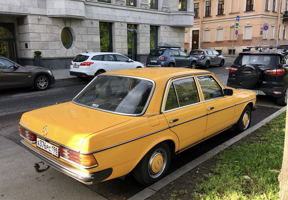 Санкт-Петербург, № А 376 РС 198 — Mercedes-Benz (W123) '76-86