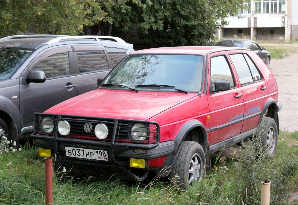 Псковская область, № В 037 НР 198 — Volkswagen Golf Country (Typ 1G) '90-91; Санкт-Петербург — Вне региона