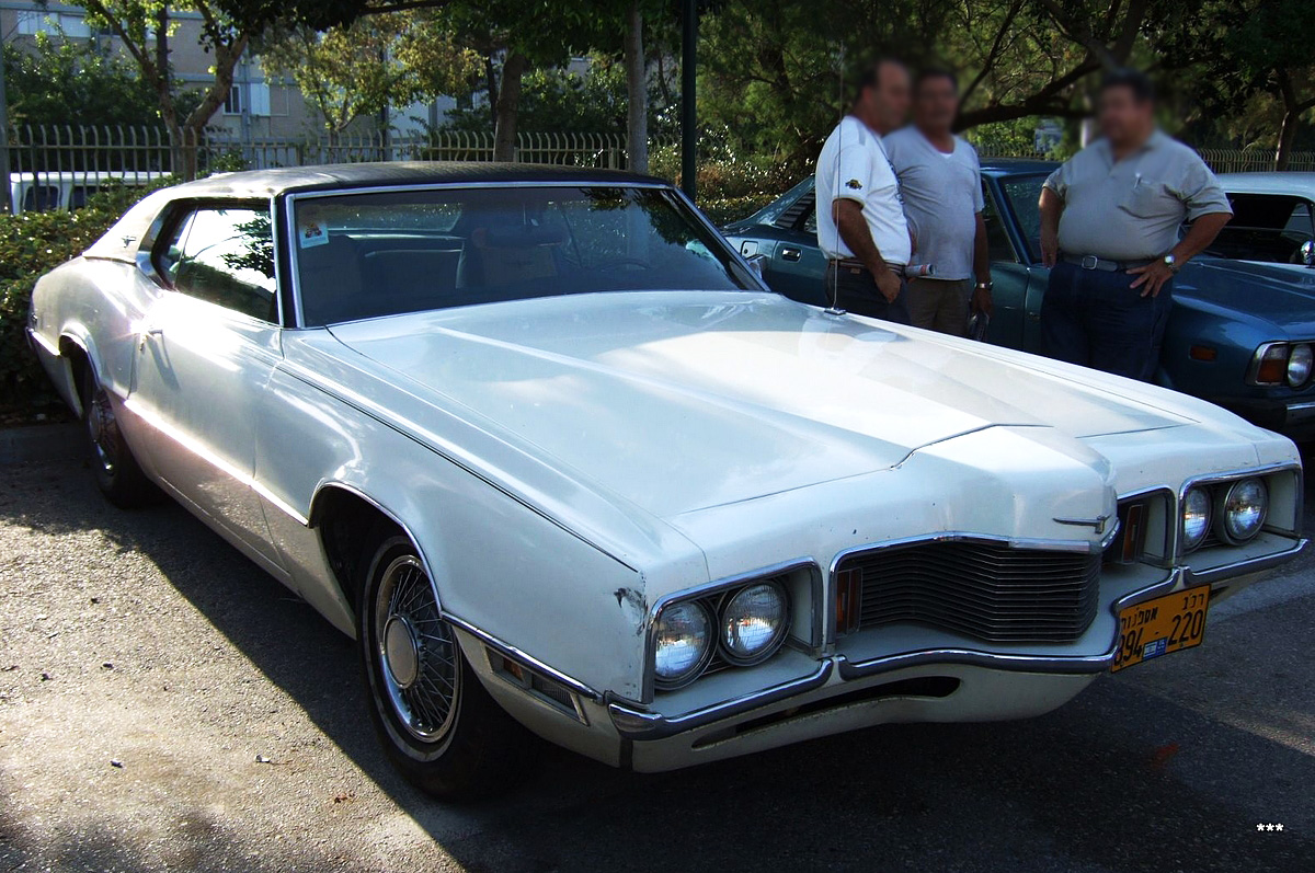 Израиль, № 894-220 — Ford Thunderbird (5G) '67-71