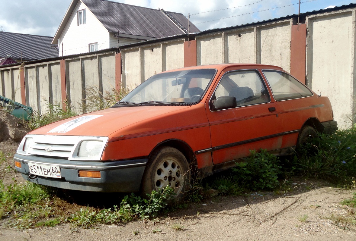 Псковская область, № Е 511 ЕМ 60 — Ford Sierra MkI '82-87