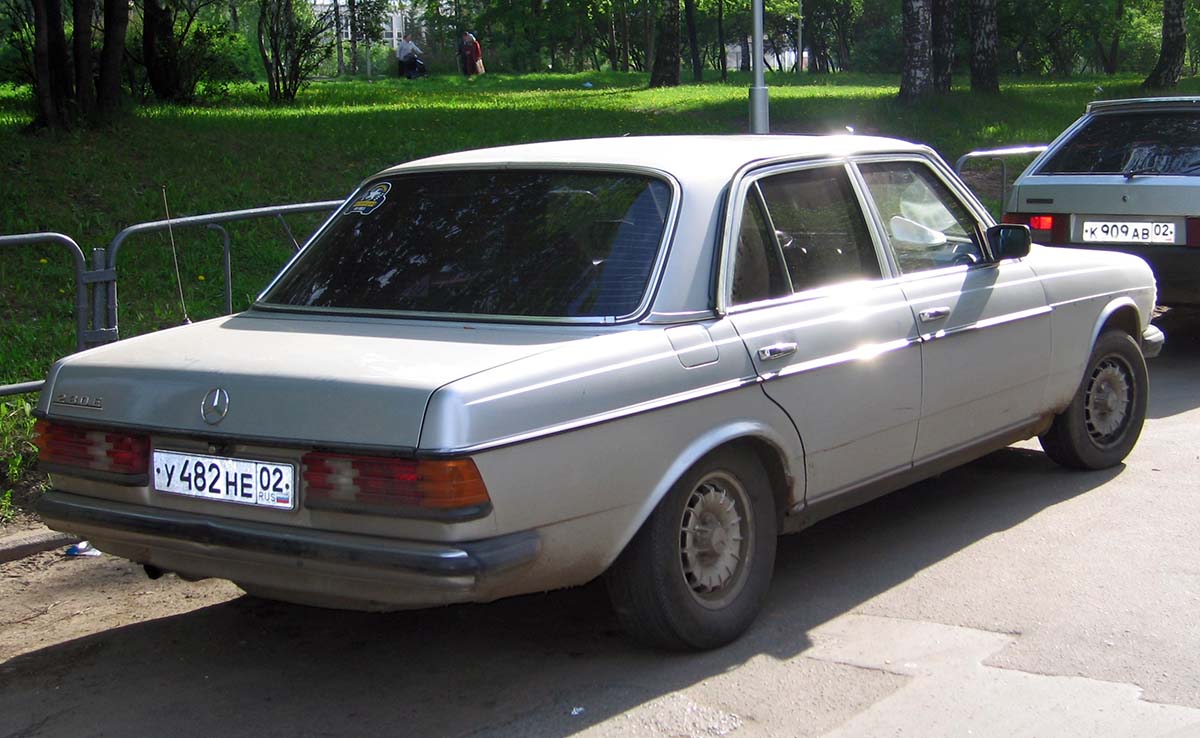 Башкортостан, № У 482 НЕ 02 — Mercedes-Benz (W123) '76-86