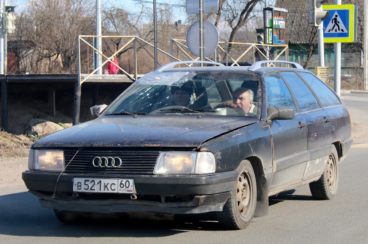Псковская область, № В 521 КС 60 — Audi 100 Avant (C3) '82-91