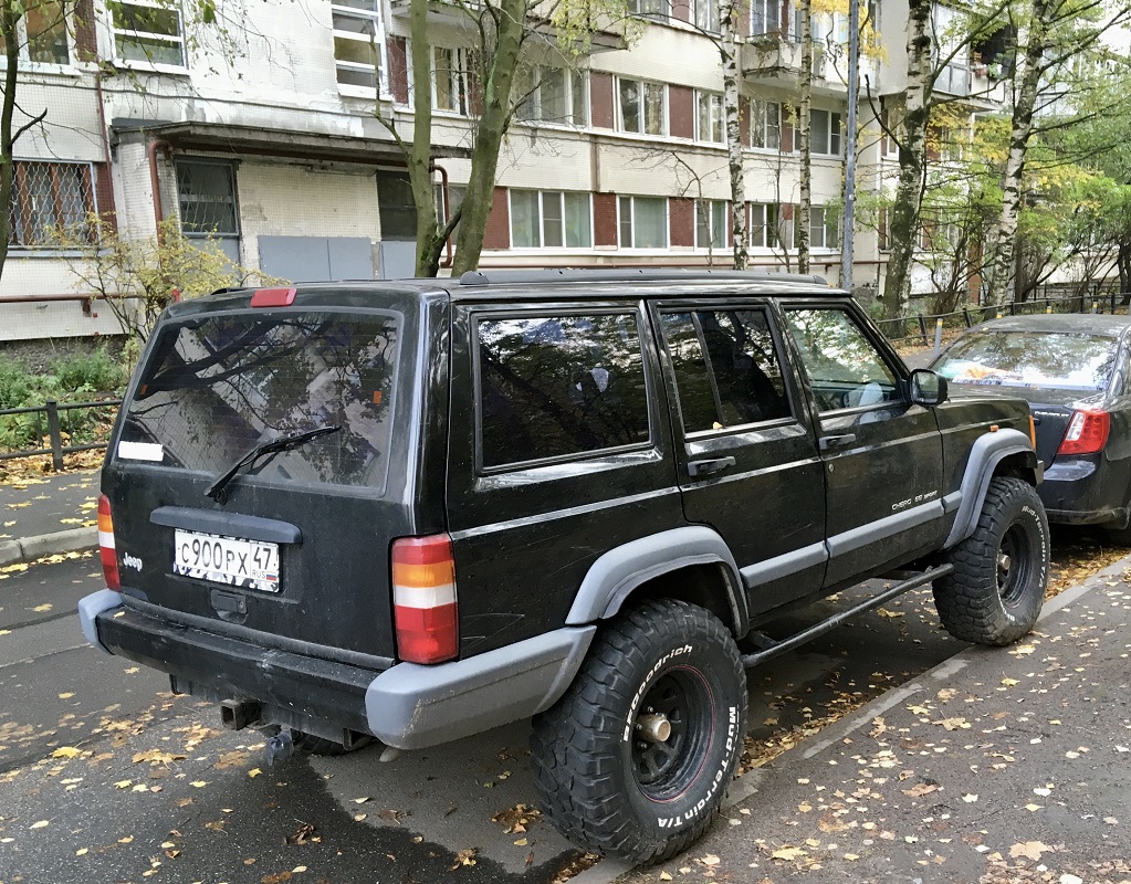 Ленинградская область, № С 900 РХ 47 — Jeep Cherokee (XJ) '84-01