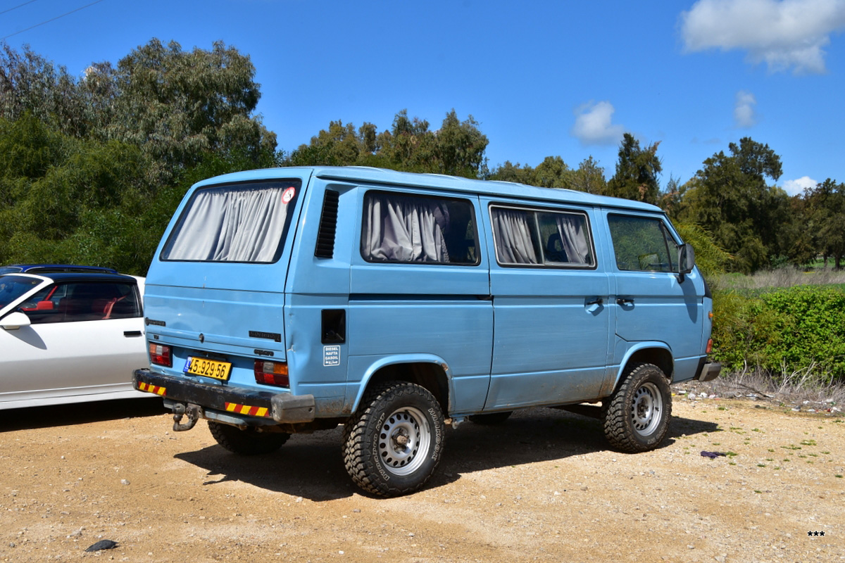 Израиль, № 45-929-56 — Volkswagen Typ 2 (Т3) '79-92