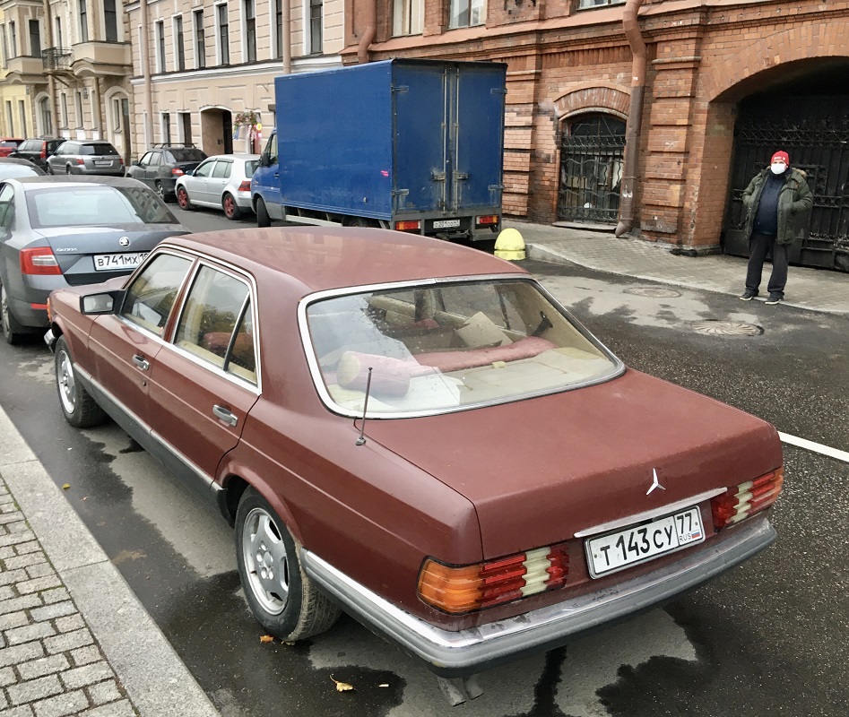 Москва, № Т 143 СУ 77 — Mercedes-Benz (W126) '79-91