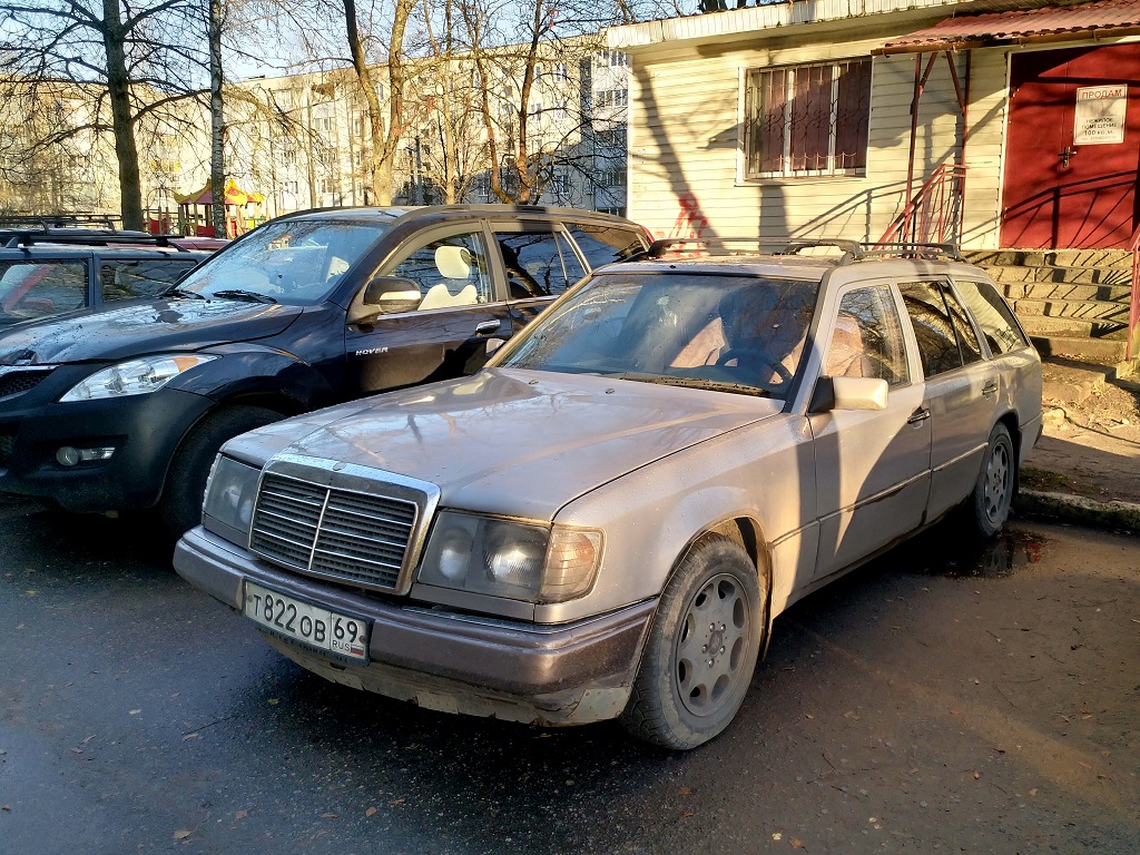 Тверская область, № Т 822 ОВ 69 — Mercedes-Benz (S124) '86-96