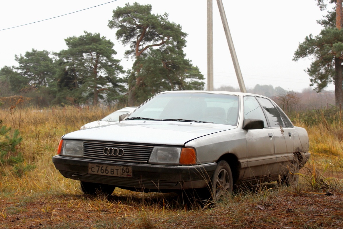 Псковская область, № С 766 ВТ 60 — Audi 100 (C3) '82-91