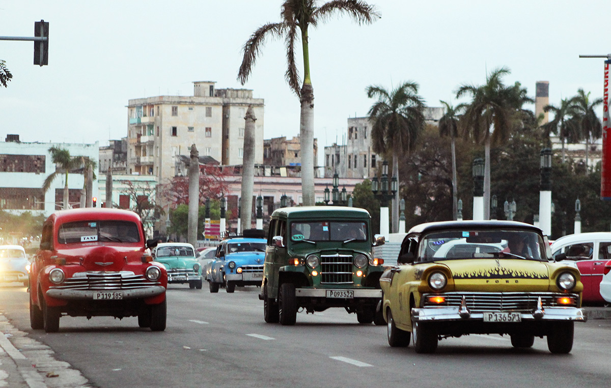Куба, № P 119 185 — Chevrolet Fleetmaster '46-48; Куба, № P 093 522 — Willys Jeep Station Wagon '49-53; Куба, № P 136 571 — Ford Fairlane (2G) '57-59