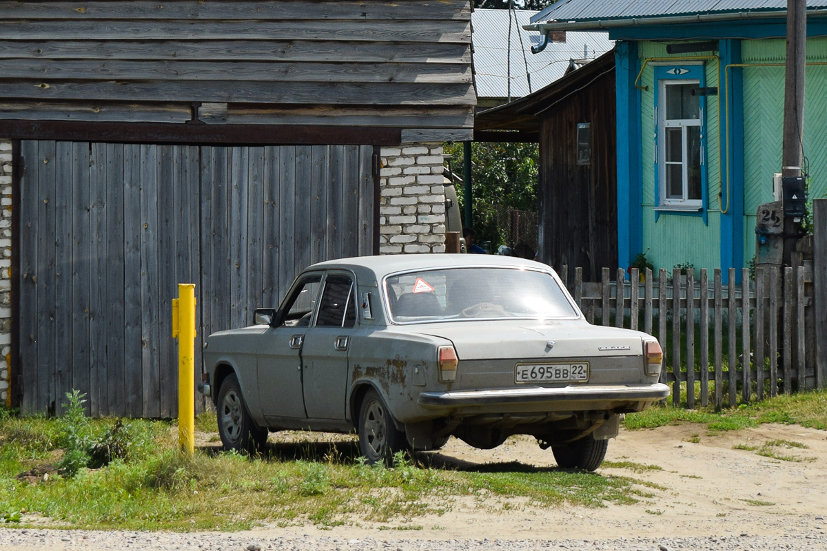 Алтайский край, № Е 695 ВВ 22 — ГАЗ-24 Волга '68-86