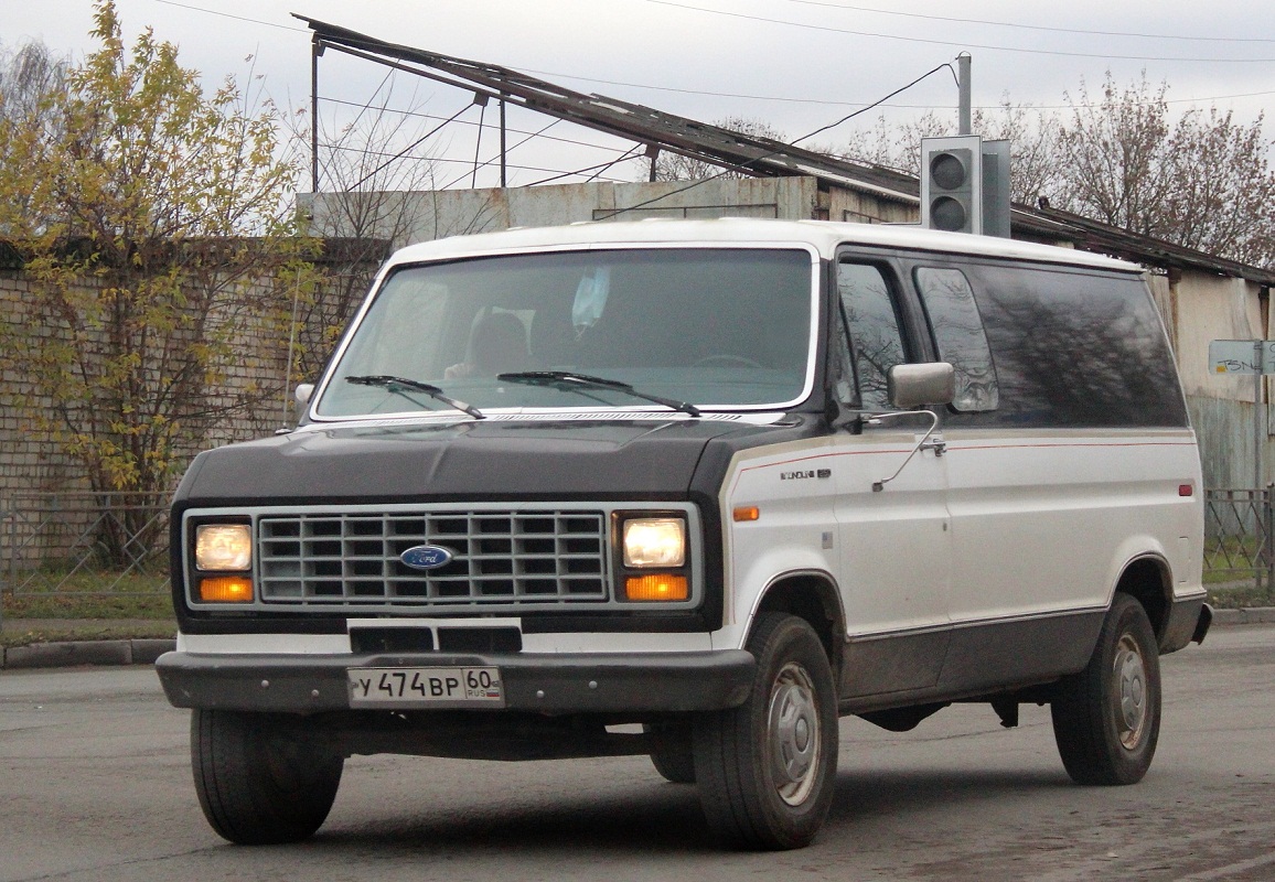 Псковская область, № У 474 ВР 60 — Ford E-Series (3G) '75-91