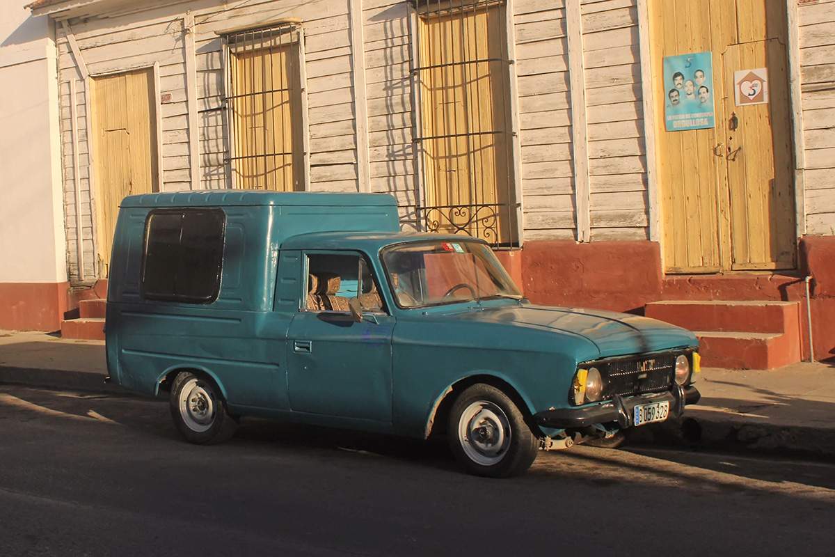 Куба, № B 059 328 — Иж-2715-01 '82-01