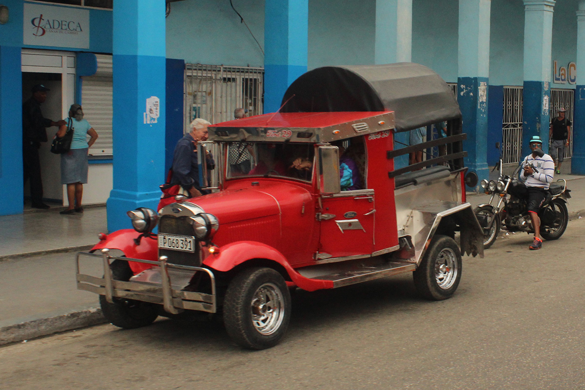Куба, № P 068 391 — Ford (общая модель)