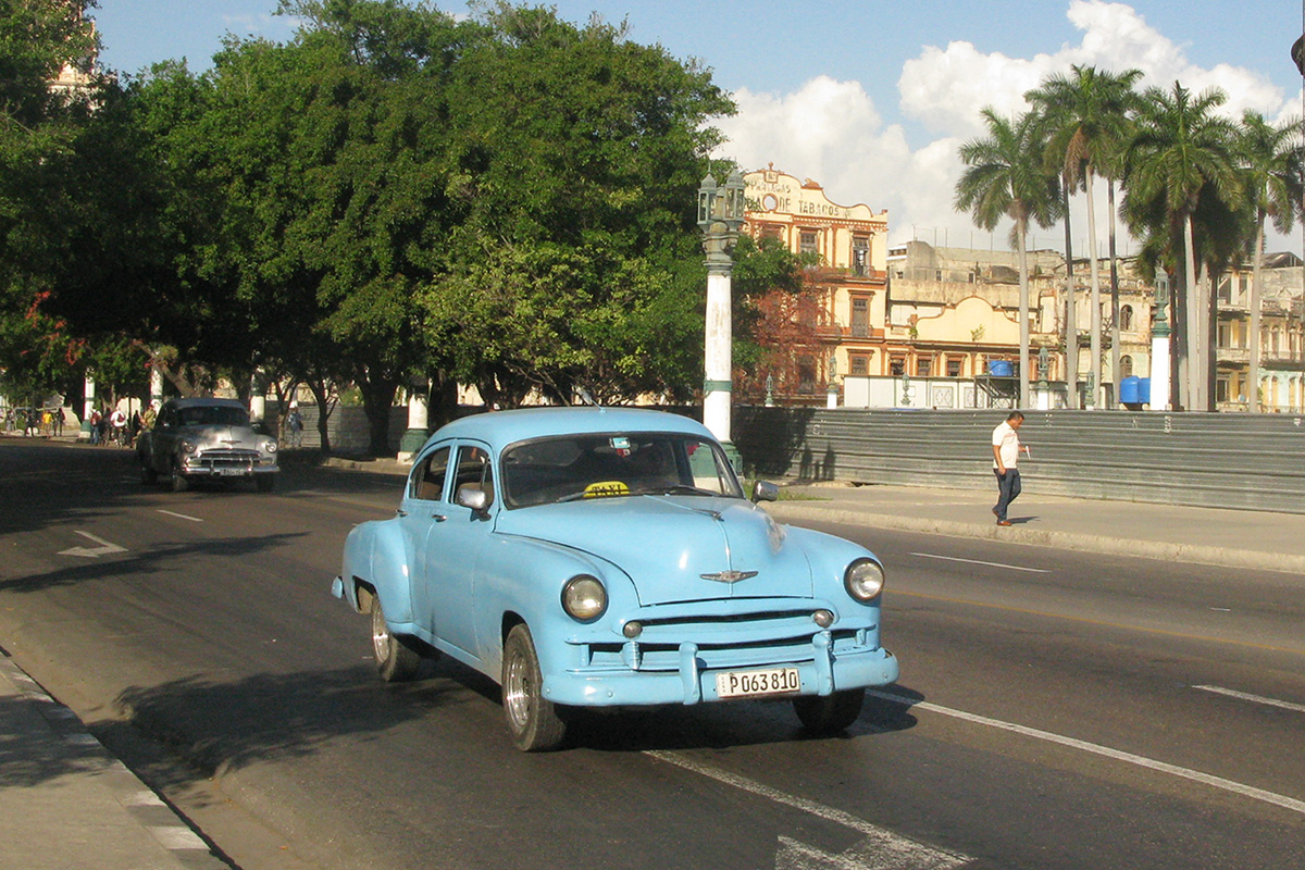 Куба, № P 063 810 — Chevrolet Fleetline Deluxe '49-52