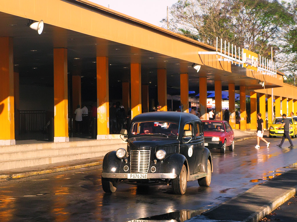 Куба, № P 076 248 — Ford (общая модель)