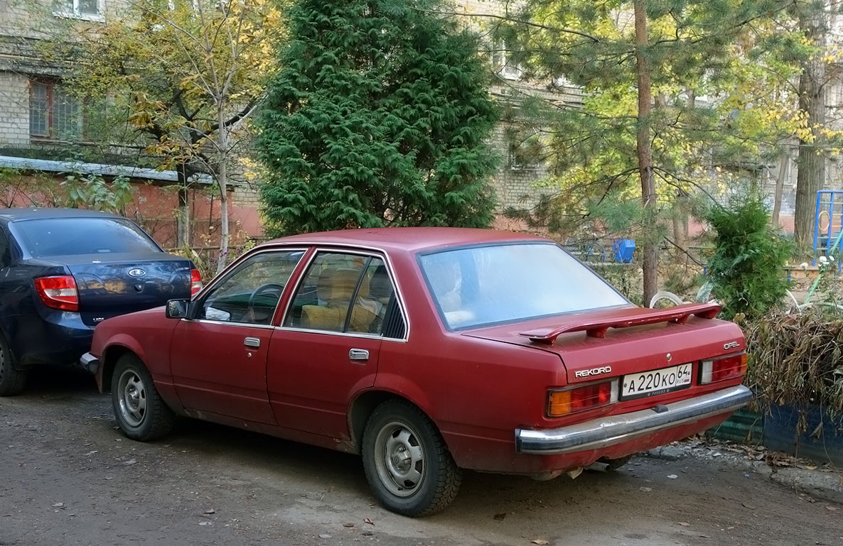 Саратовская область, № А 220 КО 64 — Opel Rekord (E1) '77-82