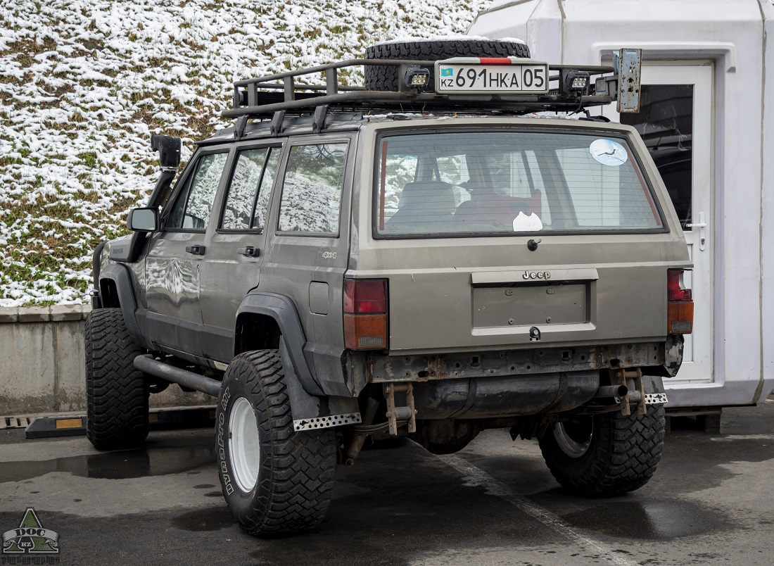 Алматинская область, № 691 HKA 05 — Jeep Cherokee (XJ) '84-01