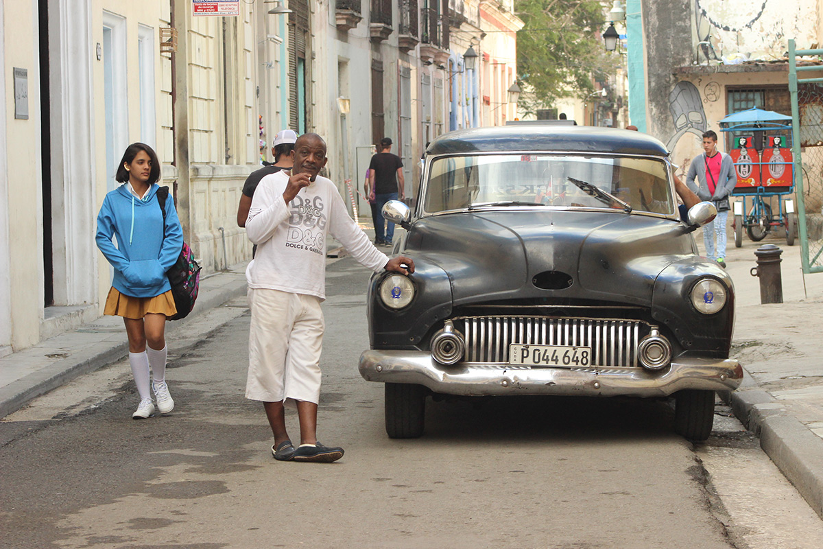 Куба, № P 044 648 — Buick (Общая модель)