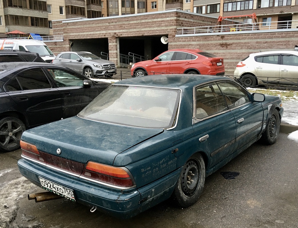 Московская область, № О 924 ХО 750 — Nissan Laurel (C32) '84-93