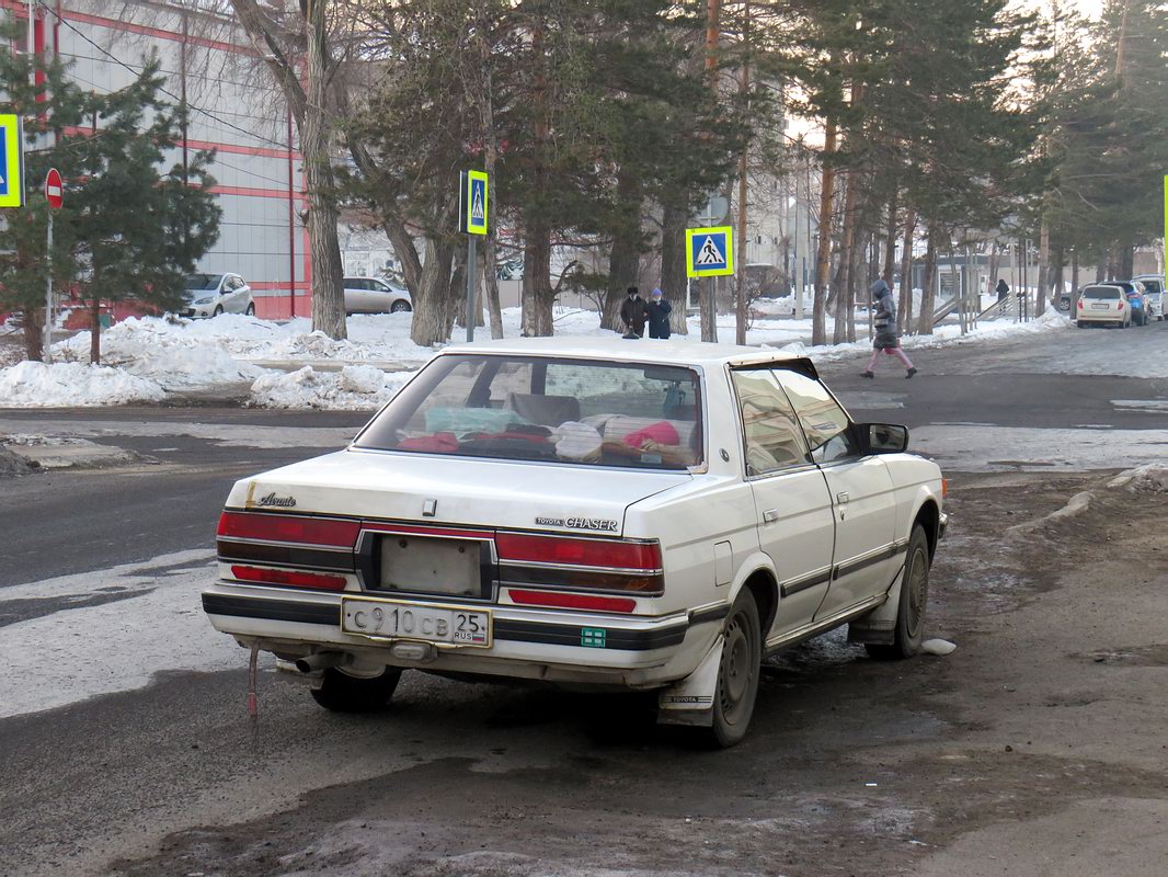 Приморский край, № С 910 СВ 25 — Toyota Chaser (Х70) '84-88
