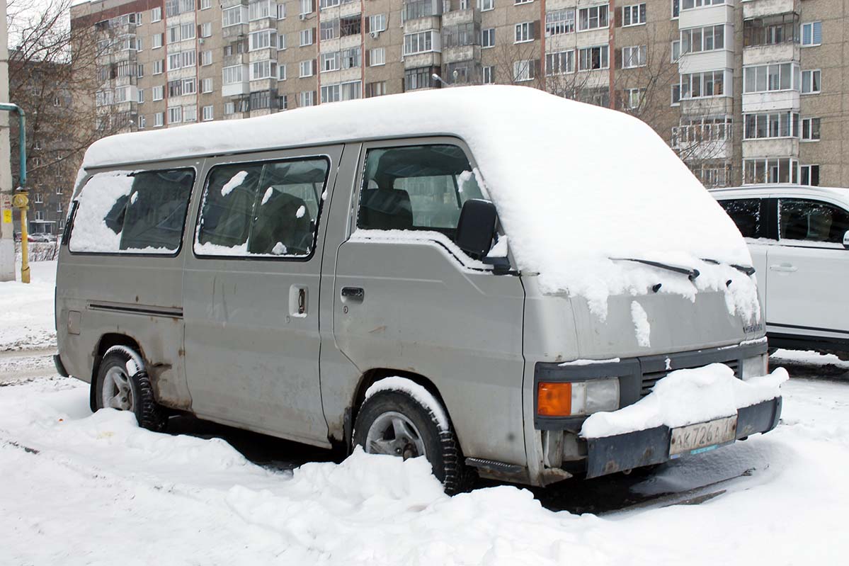 Удмуртия, № АК 726 А 18 — Nissan Urvan (E23) '80–86