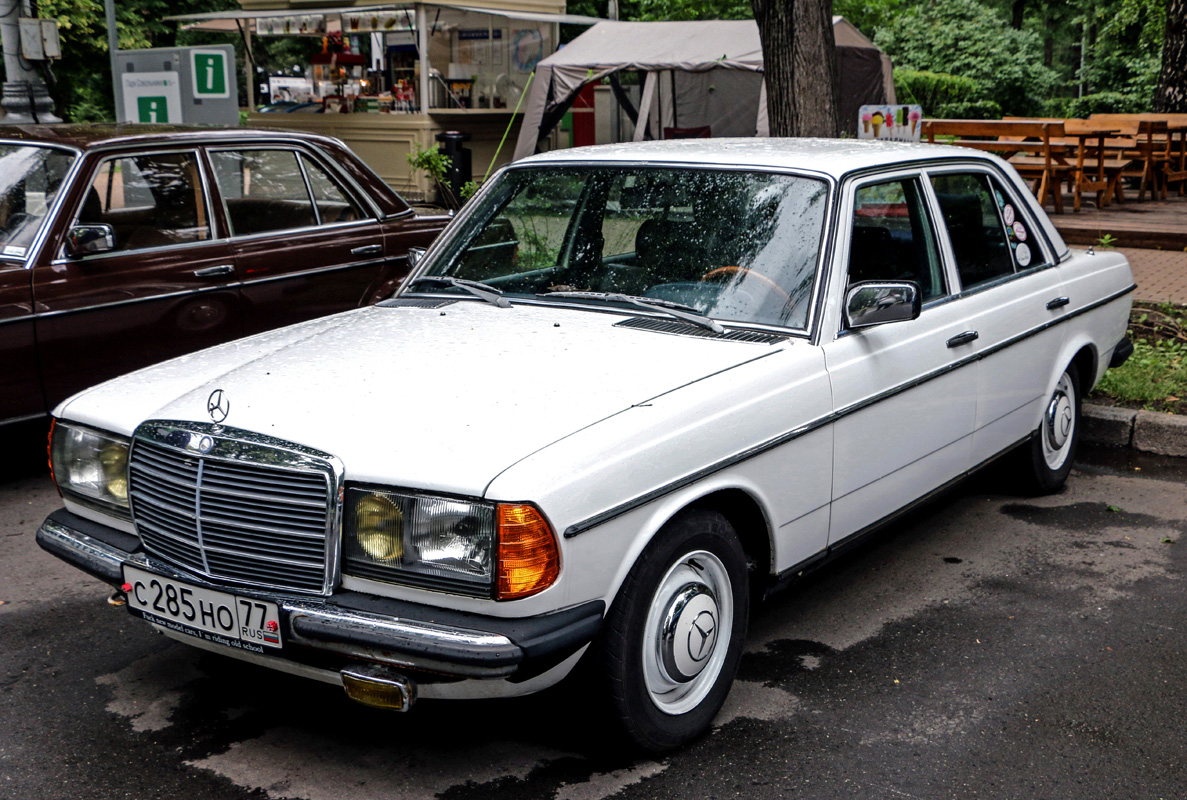 Москва, № С 285 НО 77 — Mercedes-Benz (W123) '76-86; Москва — Фестиваль "Ретро-Фест" 2015