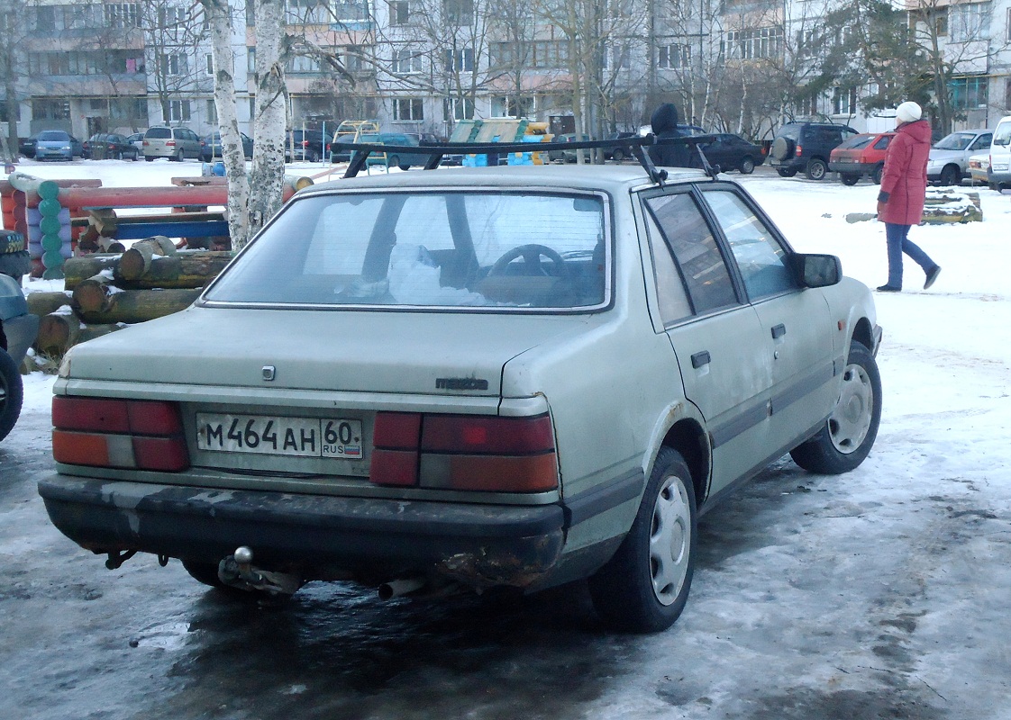 Псковская область, № М 464 АН 60 — Mazda 626/Capella (GC) '82-87