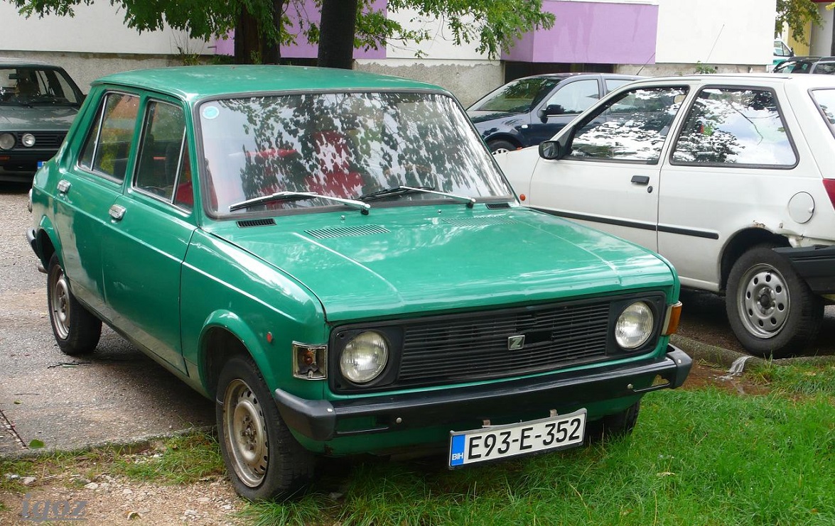 Босния и Герцеговина, № E93-E-352 — Zastava 1100/1300 '76-83