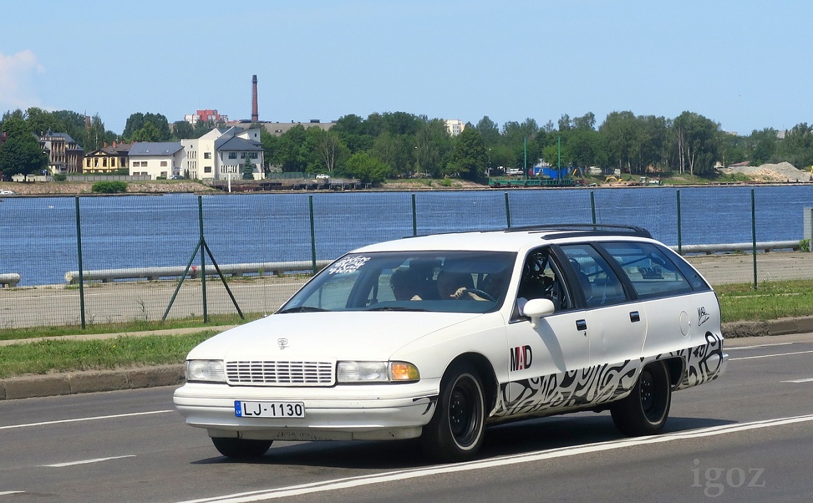 Латвия, № LJ-1130 — Chevrolet Caprice (4G) '90-96