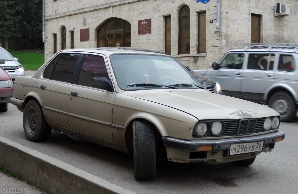 Ставропольский край, № М 296 УВ 26 — BMW 3 Series (E30) '82-94
