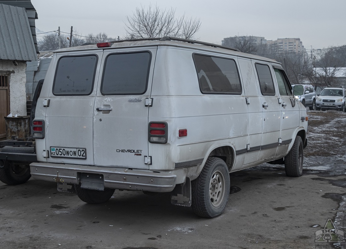 Алматы, № 050 WOW 02 — Chevrolet Van (3G) '71-96