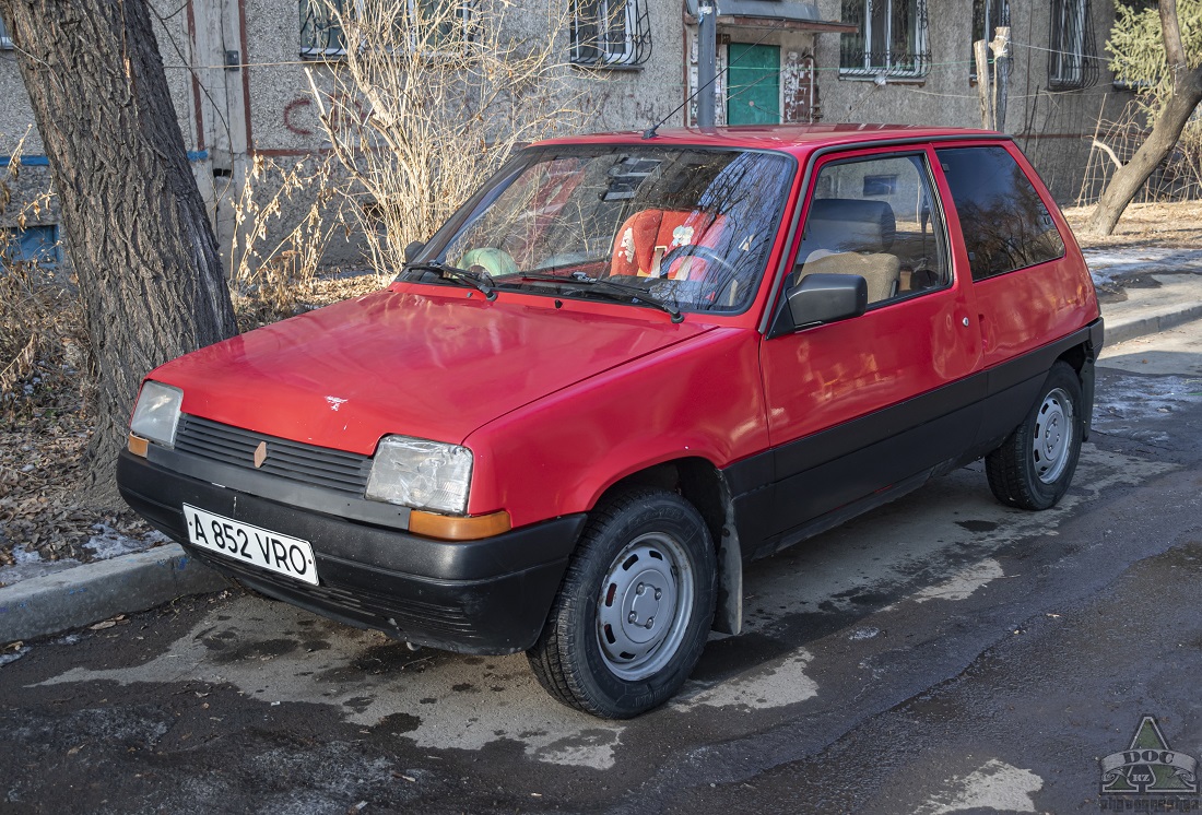 Алматы, № A 852 VRO — Renault 5 '85-96