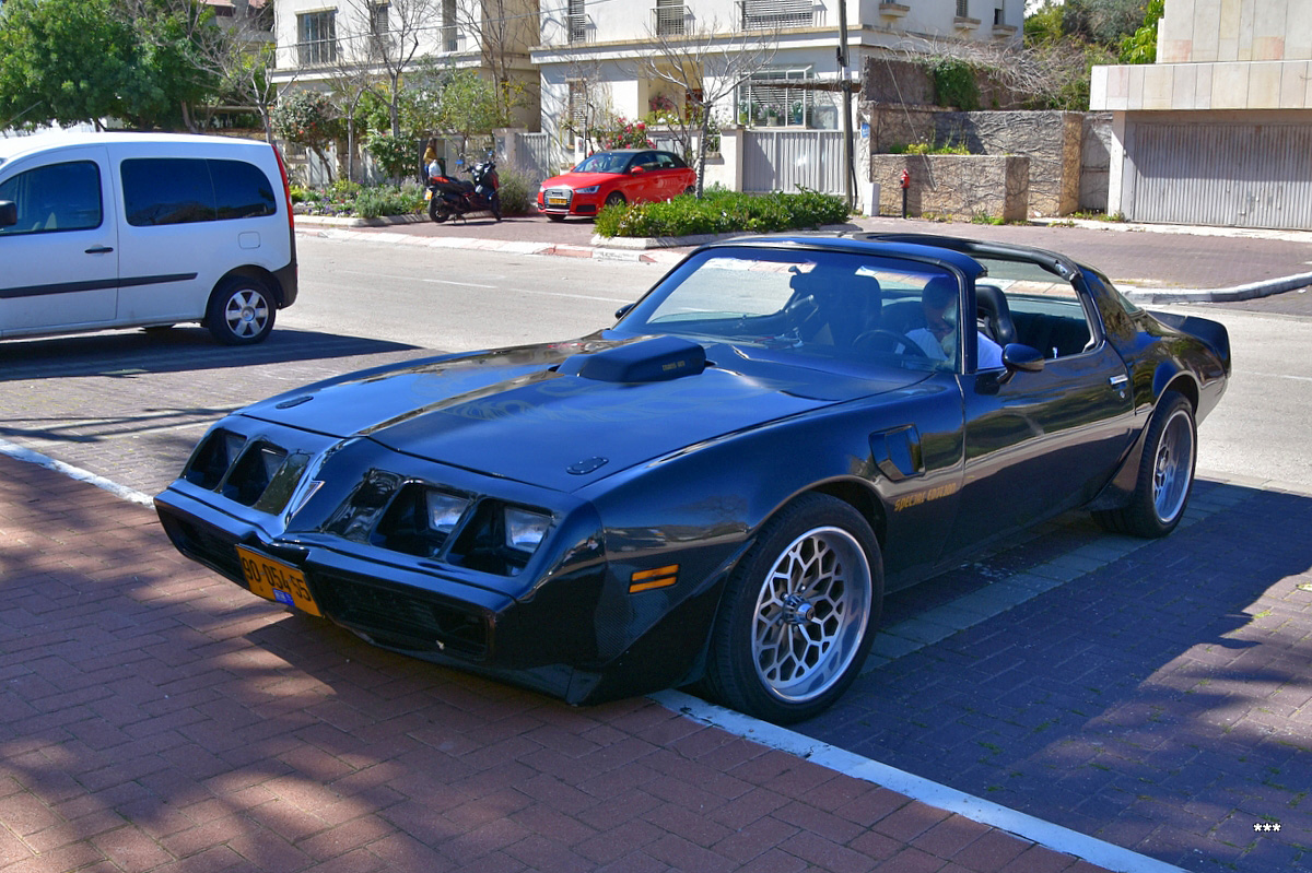 Израиль, № 90-054-55 — Pontiac Firebird (2G) '70-81