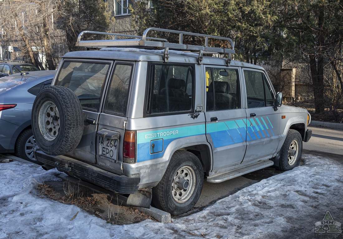 Алматы, № A 264 EPO — Isuzu Trooper (1G) '81-91