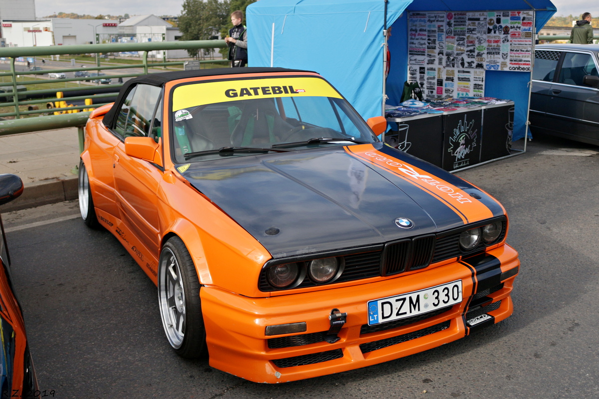 Литва, № DZM 330 — BMW 3 Series (E30) '82-94