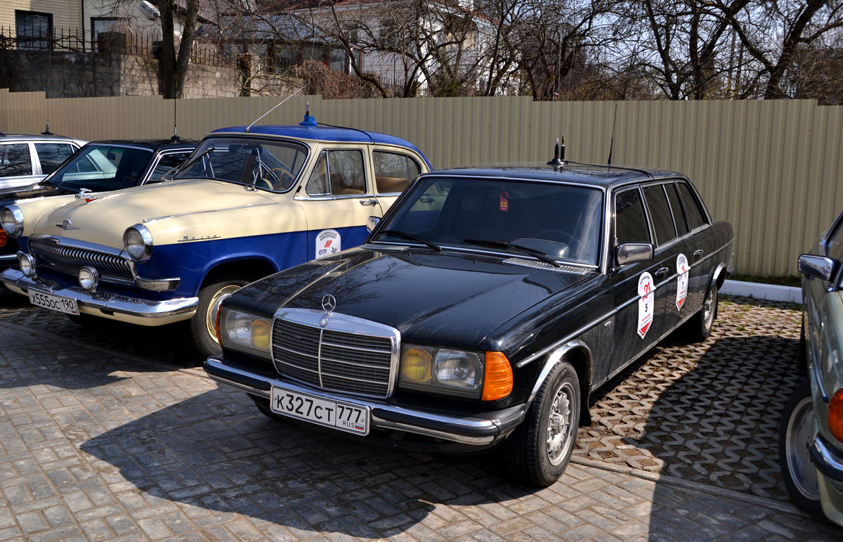 Москва, № К 327 СТ 777 — Mercedes-Benz (V123) '77-86