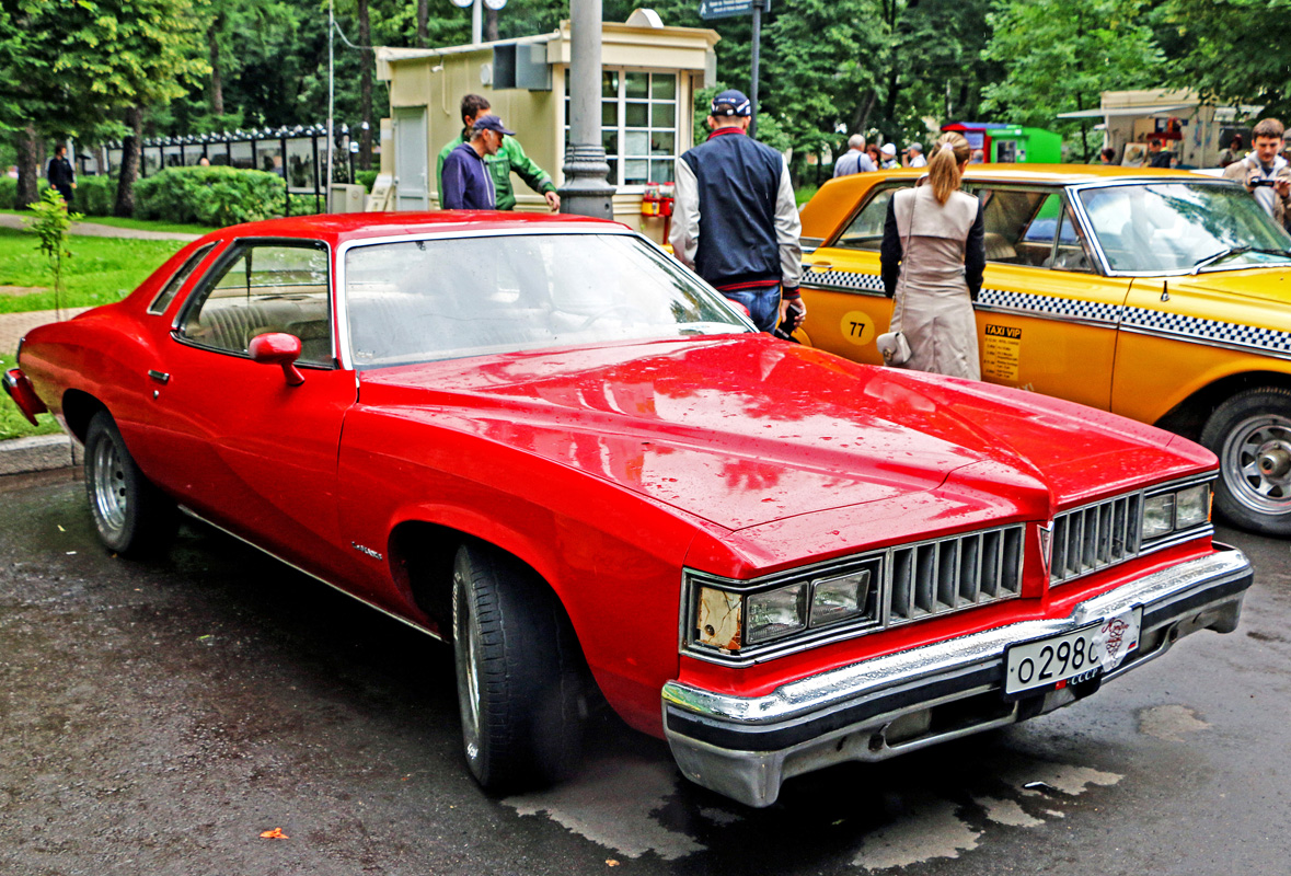 Москва, № О 298 СН 76 — Pontiac LeMans (4G) '73-77; Москва — Фестиваль "Ретро-Фест" 2015