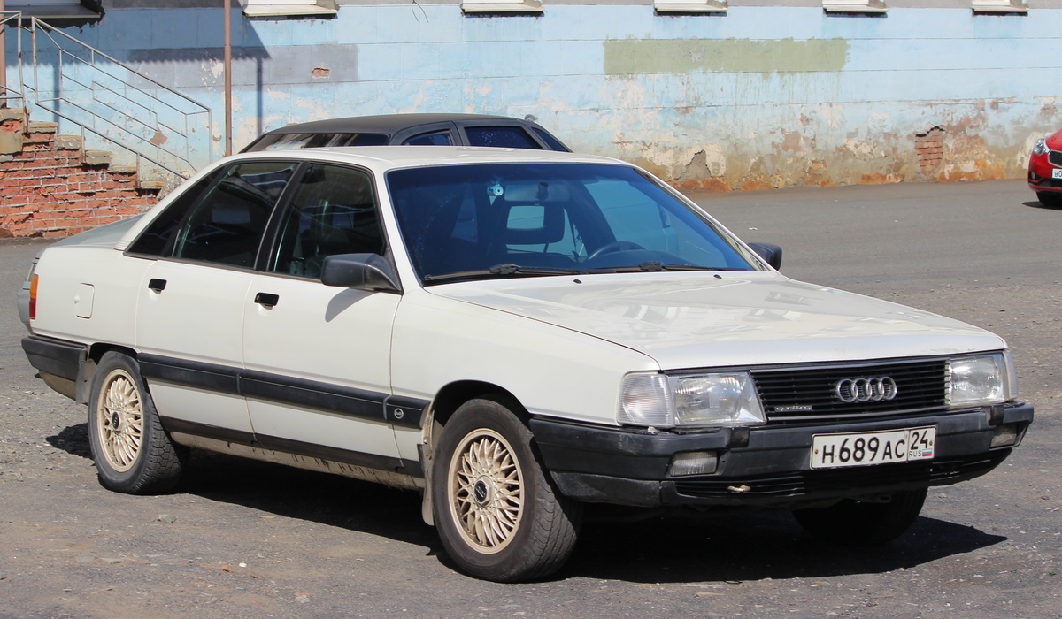 Красноярский край, № Н 689 АС 24 — Audi 100 (C3) '82-91