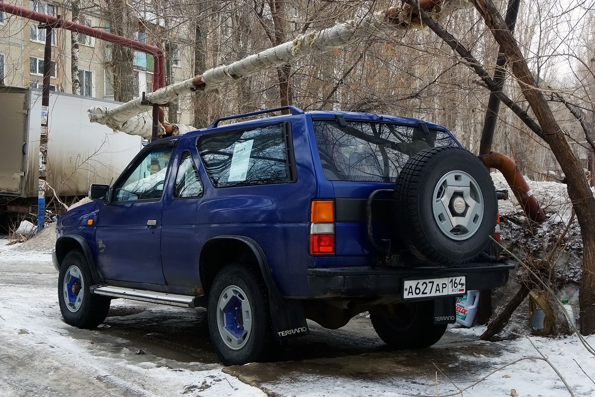 Саратовская область, № А 627 АР 164 — Nissan Terrano '86-95