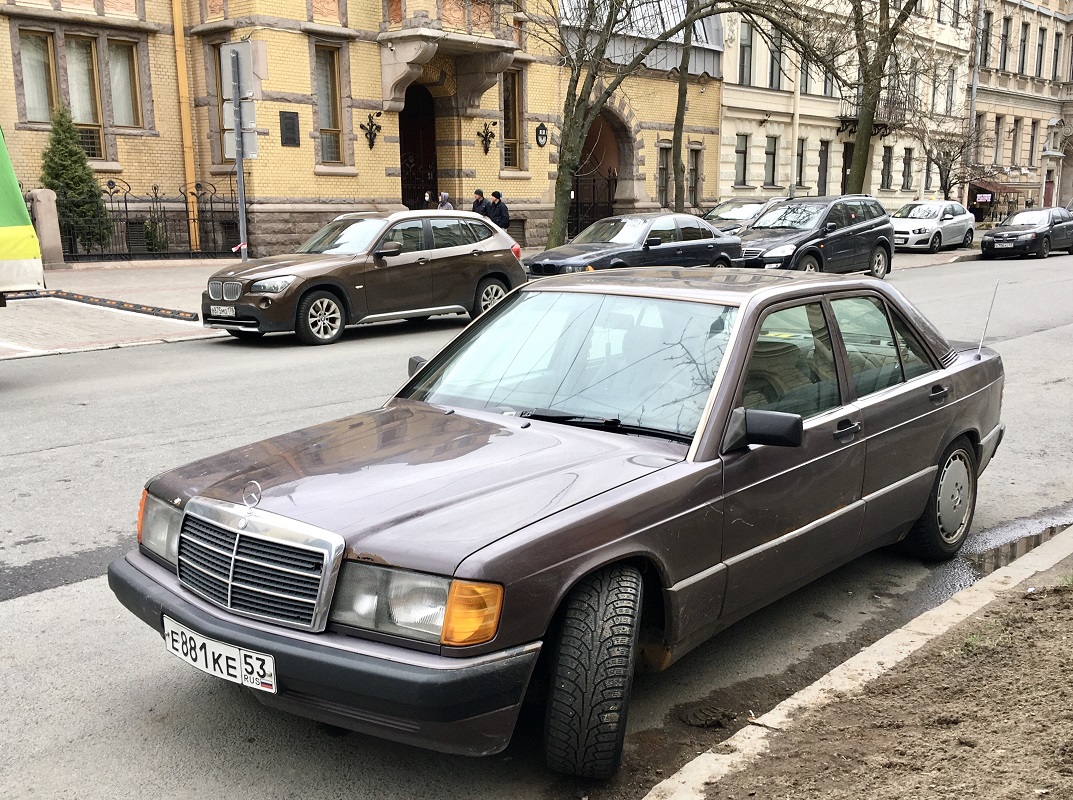 Новгородская область, № Е 881 КЕ 53 — Mercedes-Benz (W201) '82-93