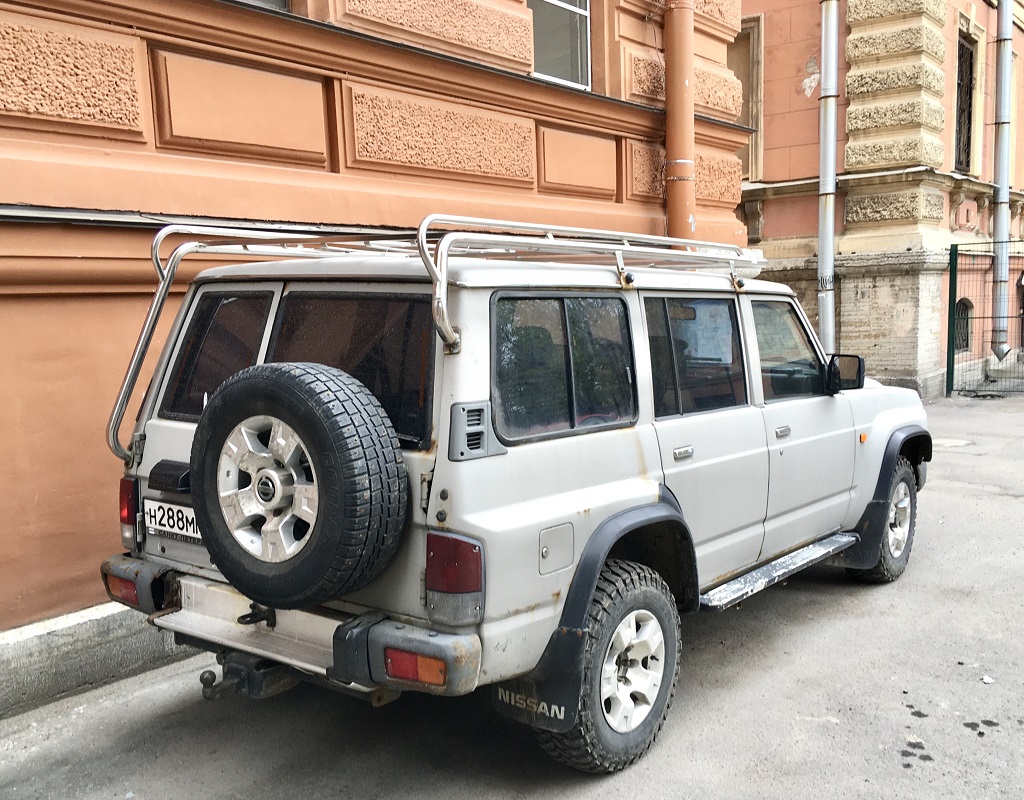 Санкт-Петербург, № Н 288 ММ 178 — Nissan Patrol/Safari  (Y60) '87-97