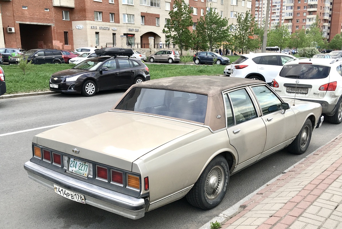 Санкт-Петербург, № Т 414 РВ 178 — Chevrolet Caprice (3G) '77-90