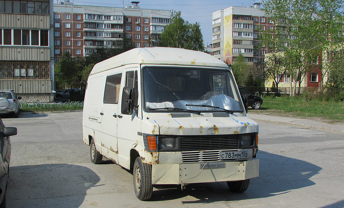 Новосибирская область, № С 783 ММ 154 — Mercedes-Benz T1 '76-96
