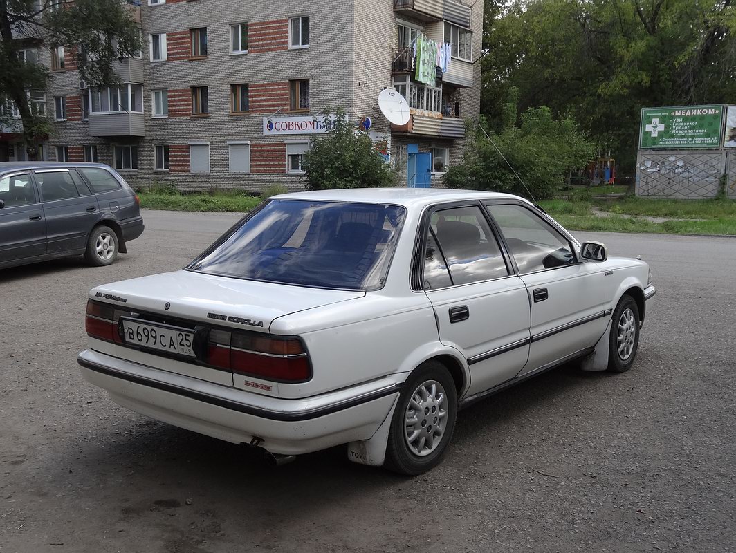 Приморский край, № В 699 СА 25 — Toyota Corolla/Sprinter (E90) '87-91