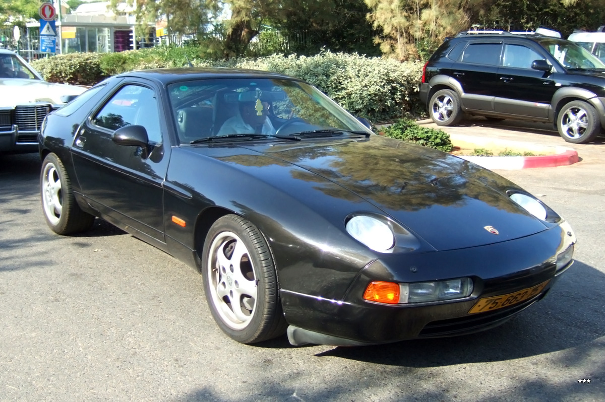 Израиль, № 75-663-15 — Porsche 928 '77-95