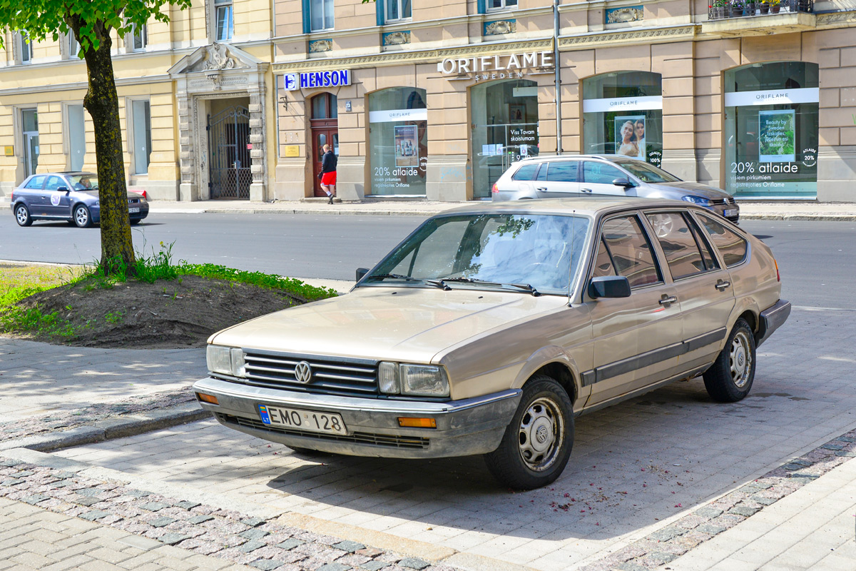 Литва, № EMO 128 — Volkswagen Passat (B2) '80-88