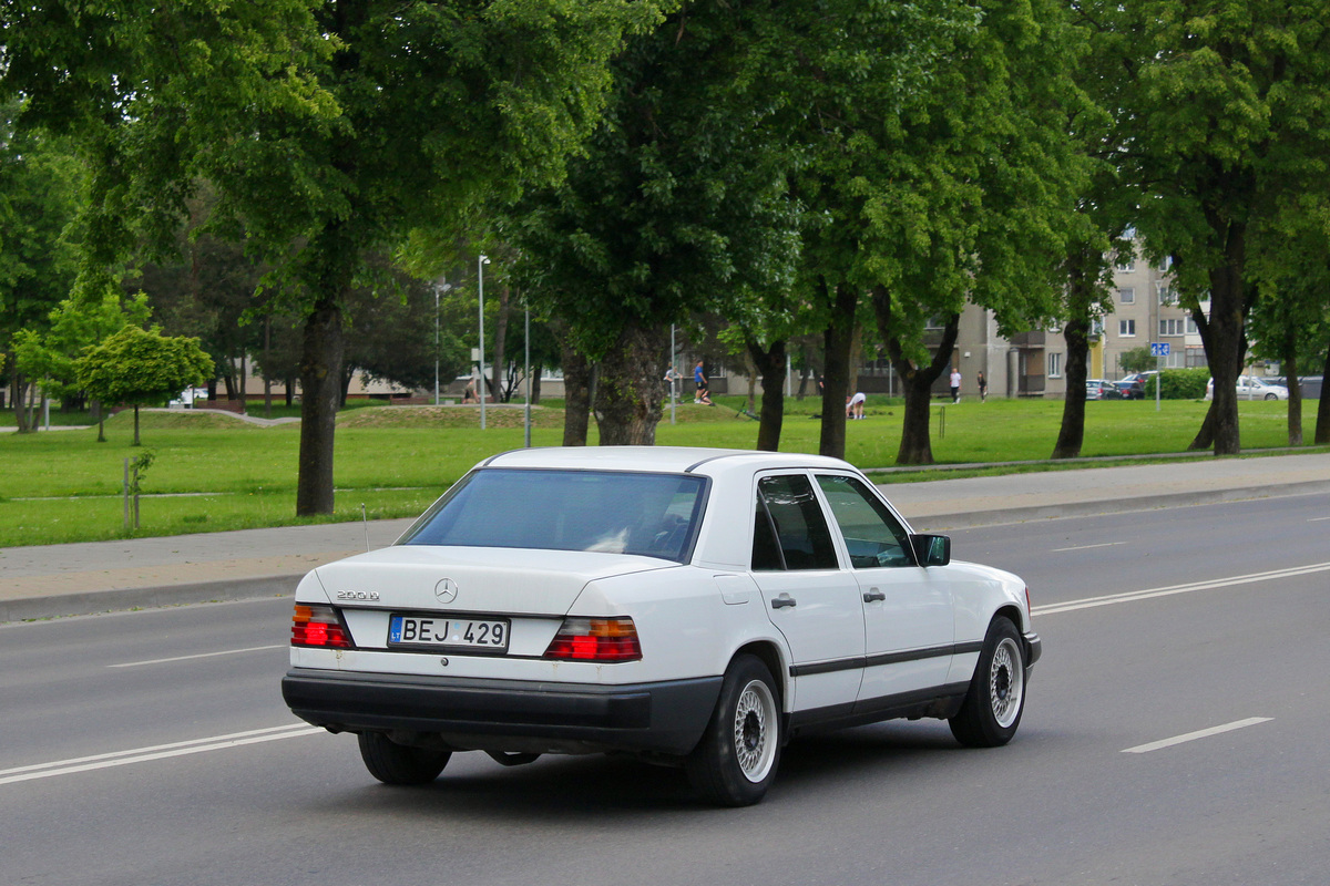 Литва, № BEJ 429 — Mercedes-Benz (W124) '84-96