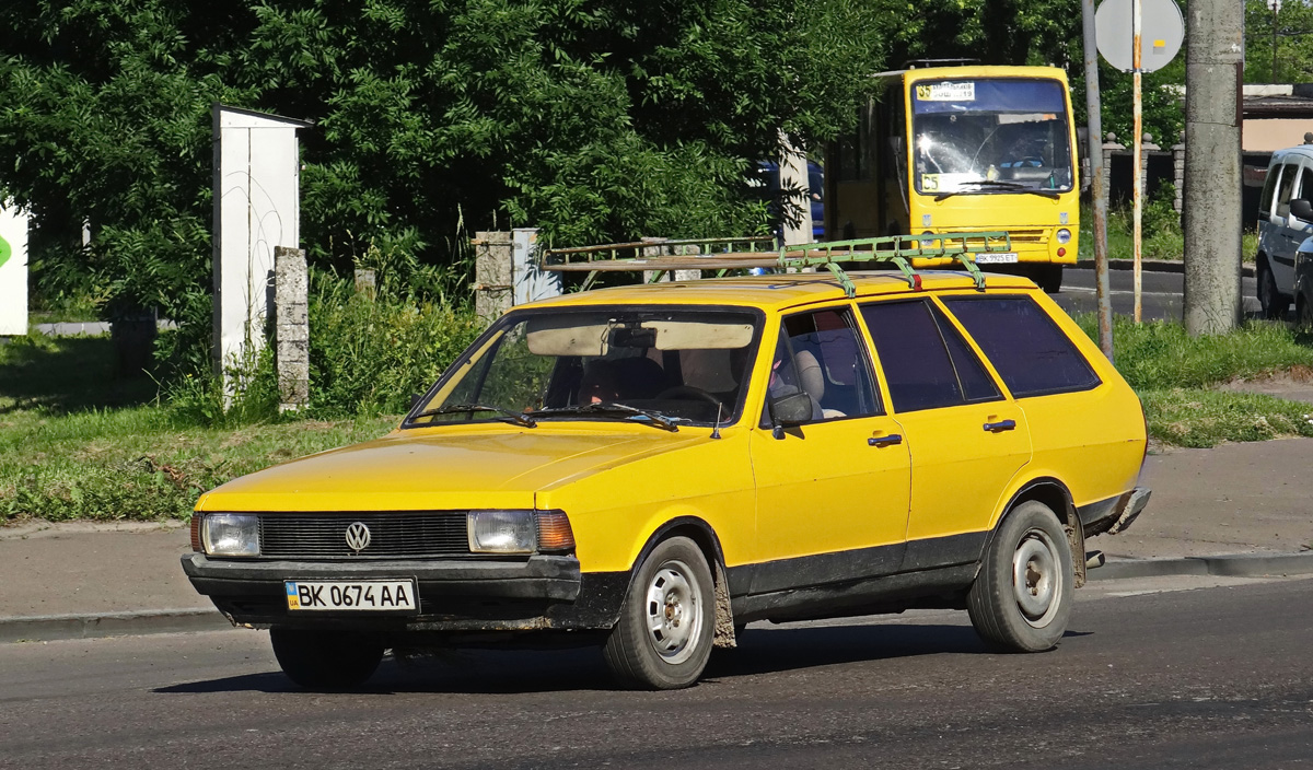 Ровненская область, № ВК 0674 АА — Volkswagen Passat (B2) '80-88