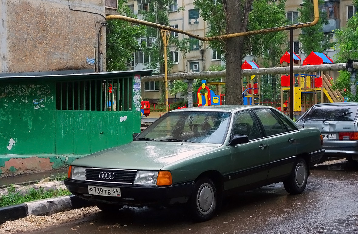 Саратовская область, № Р 739 ТВ 64 — Audi 100 (C3) '82-91